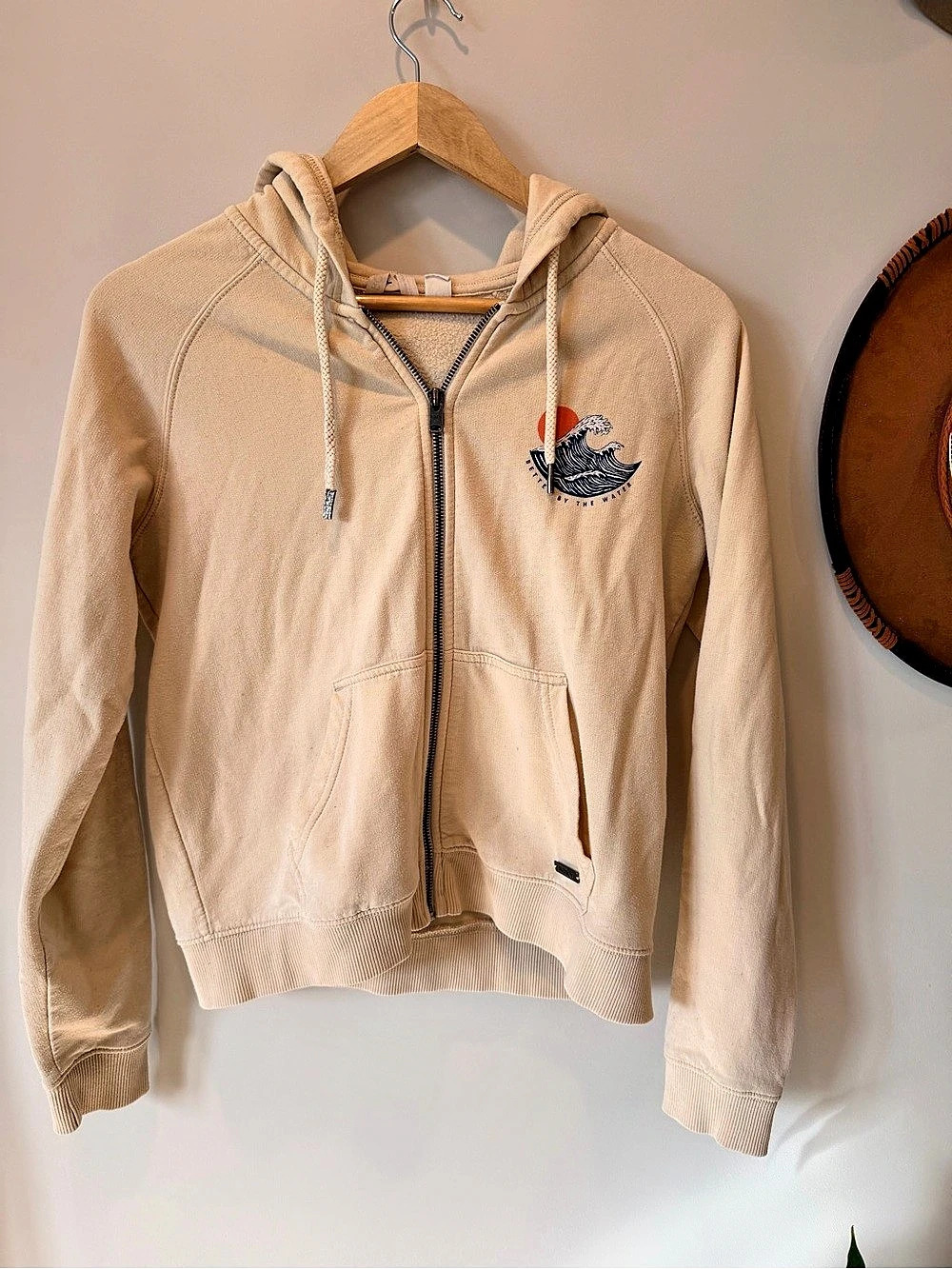 Roxy Zip Hoodie in Beige Size Small